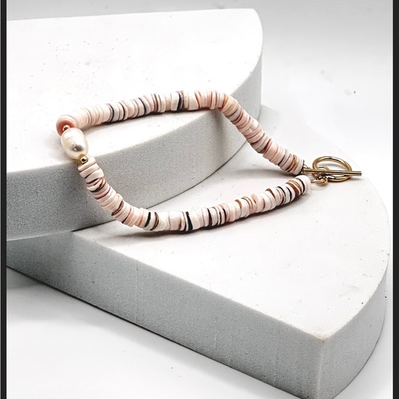 Natural Heishi Shell Bracelet, 14k Gold Filled Toggle Clasp & Freshwater Pearl - Picture 7 of 7